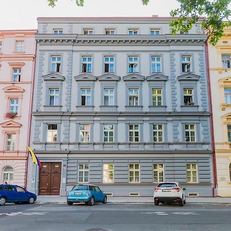 Cozy Quiet New Apartment In Karlin Square Prague Ngoại thất bức ảnh